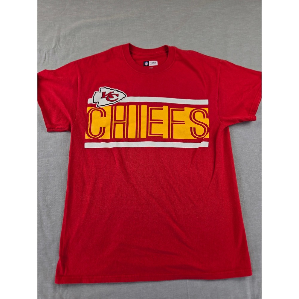 NFL Team Apparel Mens Kansas City Chiefs Graphic T-Shirt Red Medium‎